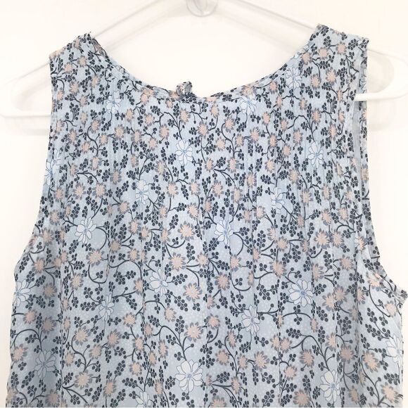 Max Studio Pastel Blue Floral Pleated Sleeveless Blouson Blouse - Picture 3 of 13